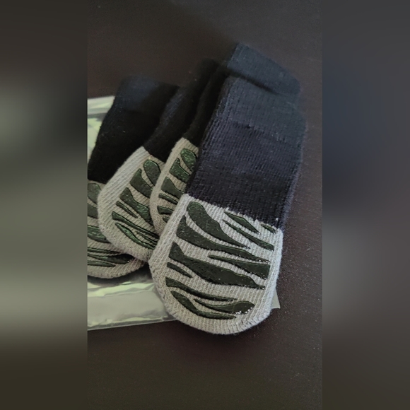 4 piece Anti-Slip Waterproof Protective Dog Socks, Tiger print, Size S - Picture 6 of 7